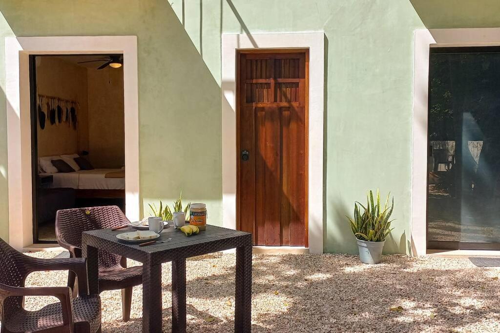 Charming Colonial-Style Room In The Heart Of Valladolid Βαγιαδολίδ Εξωτερικό φωτογραφία